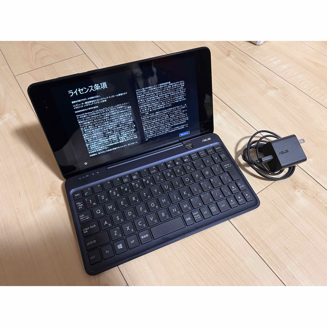 ASUS(エイスース)のASUS TransBook Chi タブレット T90CHI-64GS スマホ/家電/カメラのPC/タブレット(タブレット)の商品写真