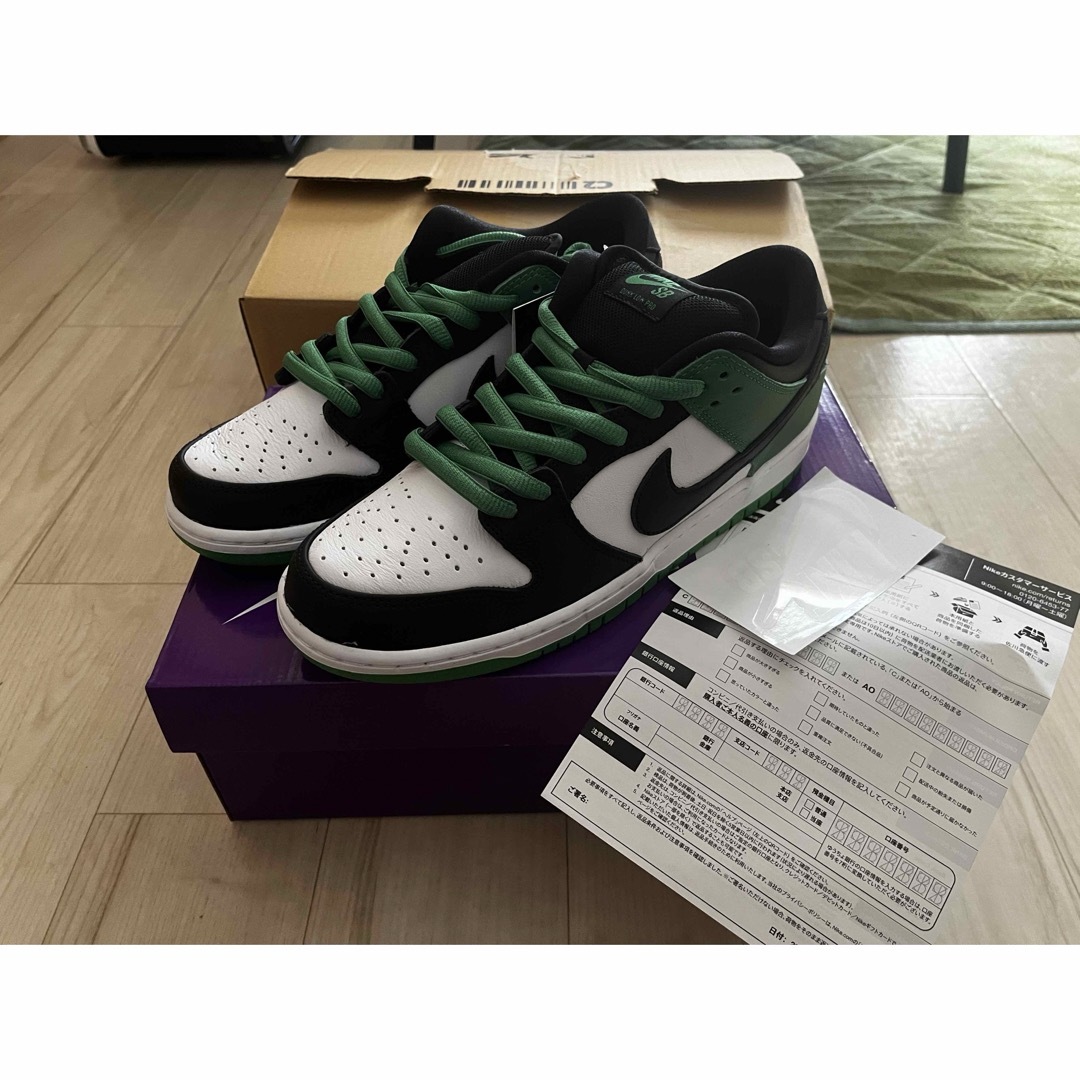 NIKE(ナイキ)のNikeSB DunkLowPro BlackandClassicGreen メンズの靴/シューズ(スニーカー)の商品写真