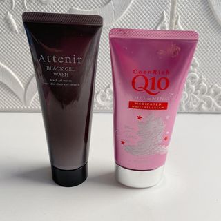 アテニア(Attenir)の未使用✨️Attenir Q10 アテニア ブラックジェルウォッシュ(ハンドクリーム)