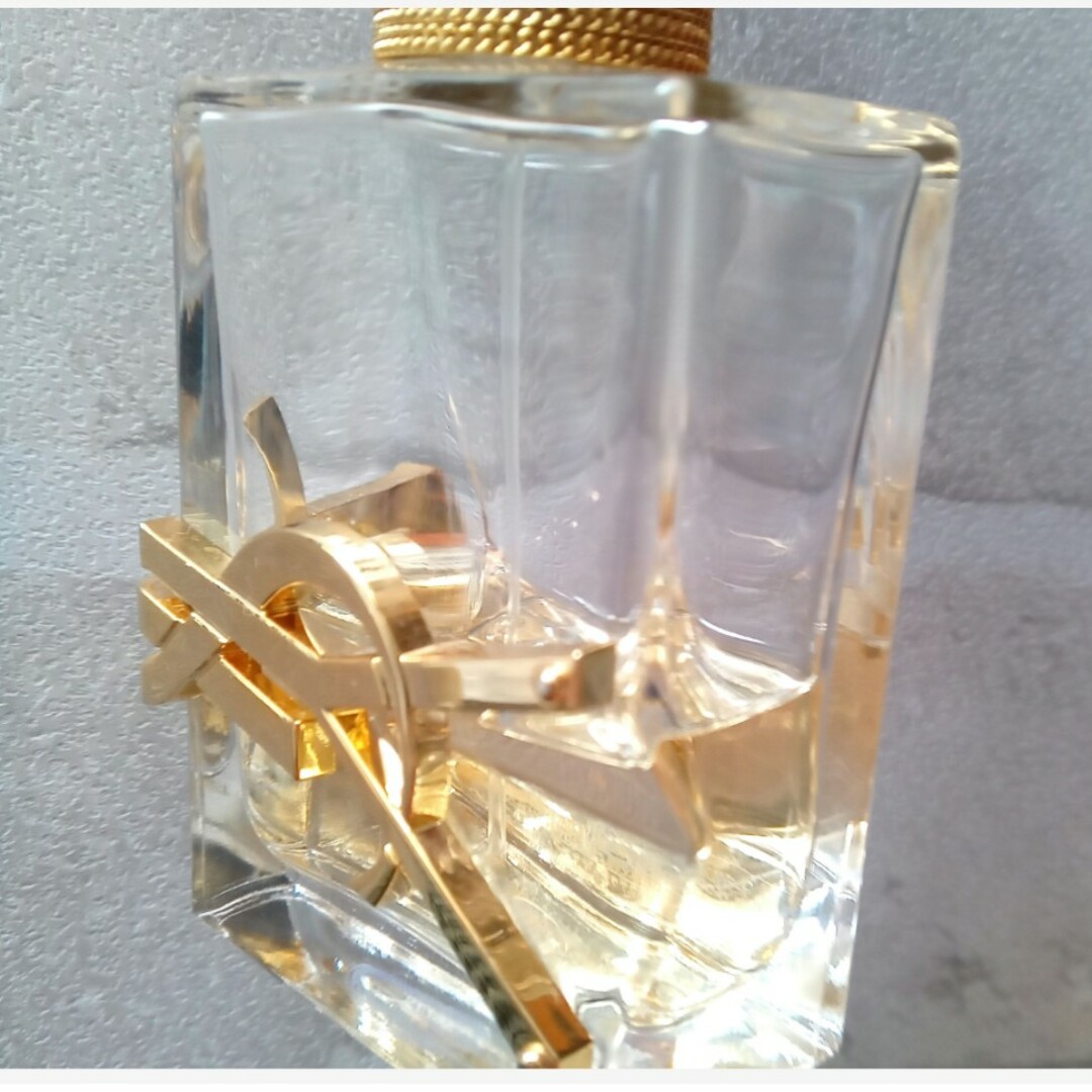 Yves Saint Laurent(イヴサンローラン)のイヴ・サンローラン　50mL リブレセット コスメ/美容の香水(香水(女性用))の商品写真