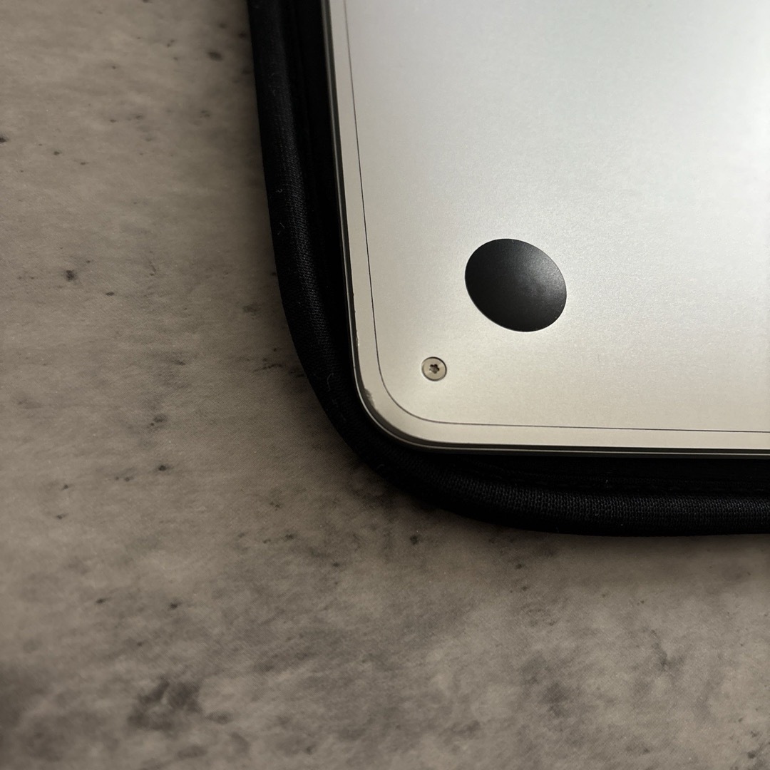 Apple(アップル)のMacBook Air 2019 corei5 スマホ/家電/カメラのPC/タブレット(ノートPC)の商品写真