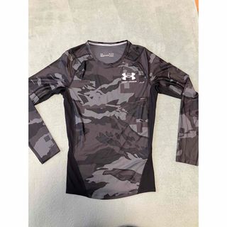 アンダーアーマー(UNDER ARMOUR)のアンダーアーマー　接触冷感 アイソチル コンプレッション　シャツ(Tシャツ/カットソー(七分/長袖))