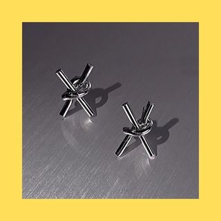 シルバー　ピアス　　アクセ　　クロス　シンプル　レディース　アクセサリー　(ピアス)