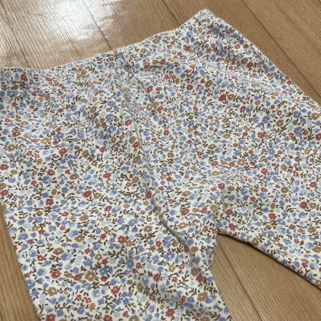 UNIQLO(ユニクロ)のユニクロ　レギンス　10分丈　90 キッズ/ベビー/マタニティのキッズ服女の子用(90cm~)(パンツ/スパッツ)の商品写真