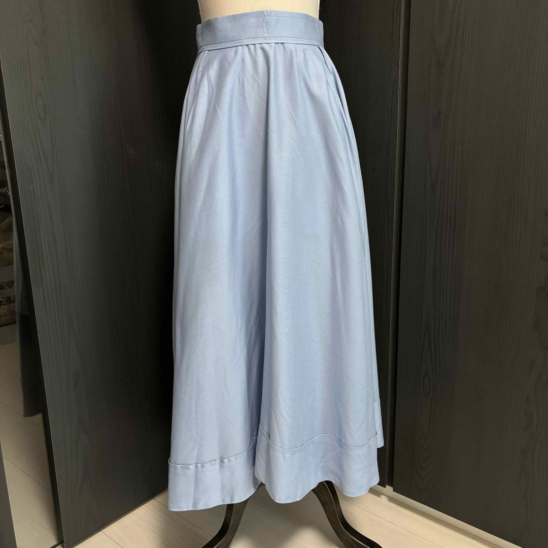 MADISONBLUE(マディソンブルー)の定価7.1万　未使用タグ付　マディソンブルー　サーキュラースカート レディースのスカート(ロングスカート)の商品写真