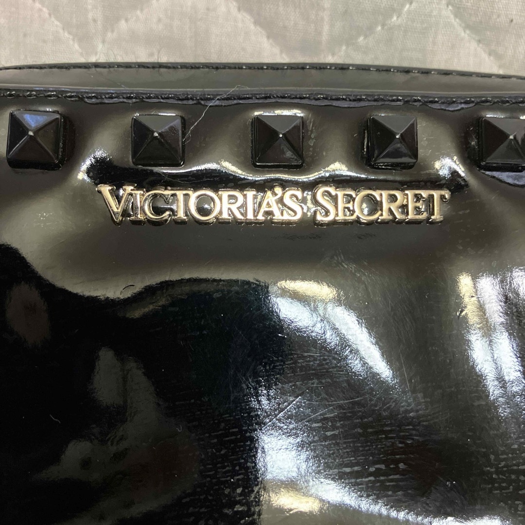 Victoria's Secret(ヴィクトリアズシークレット)の美品　ヴィクトリアシークレット　ショルダー レディースのバッグ(ショルダーバッグ)の商品写真