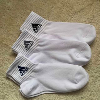 adidas - アディダス　靴下　ソックス　キッズ　21〜23㎝