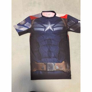 アンダーアーマー(UNDER ARMOUR)のアンダーアーマー  キャプテンアメリカ　ヒートギア　コンプレショッンシャツ②(Tシャツ/カットソー(半袖/袖なし))