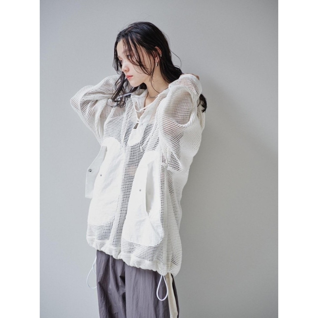 TODAYFUL(トゥデイフル)の【新品タグ付】’24SS 完売 TODAYFUL メッシュアノラックパーカー 白 レディースのトップス(パーカー)の商品写真