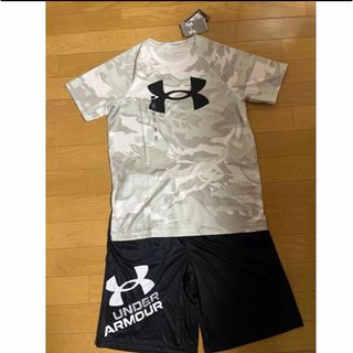 アンダーアーマー(UNDER ARMOUR)の新品　アンダーアーマー YXL 160cm パンツ　半袖Tシャツ　上下セット(Tシャツ/カットソー)