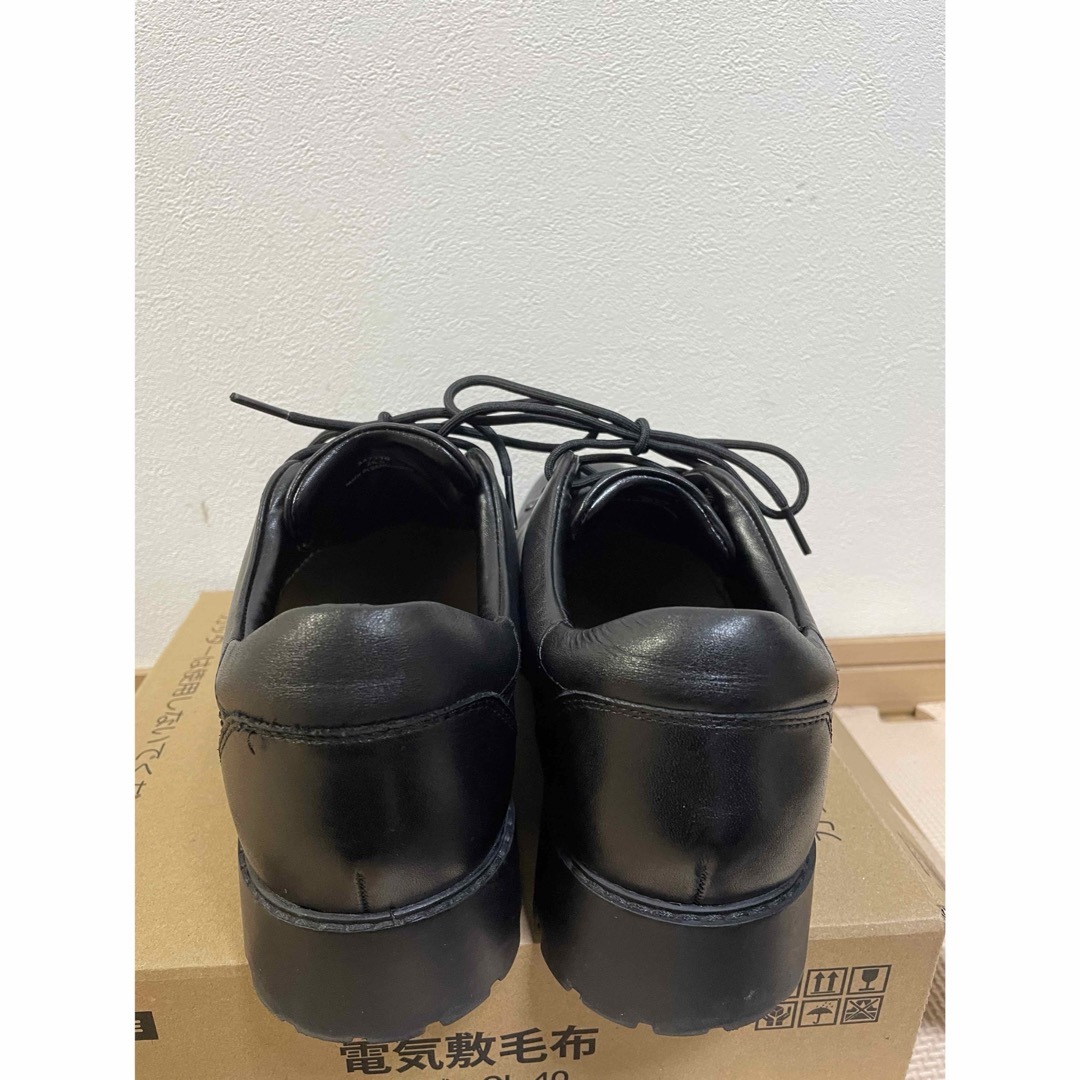GU(ジーユー)のGU リアルレザートレッキングシューズ　09ブラック　26cm エンタメ/ホビーのコスプレ(靴/ブーツ)の商品写真