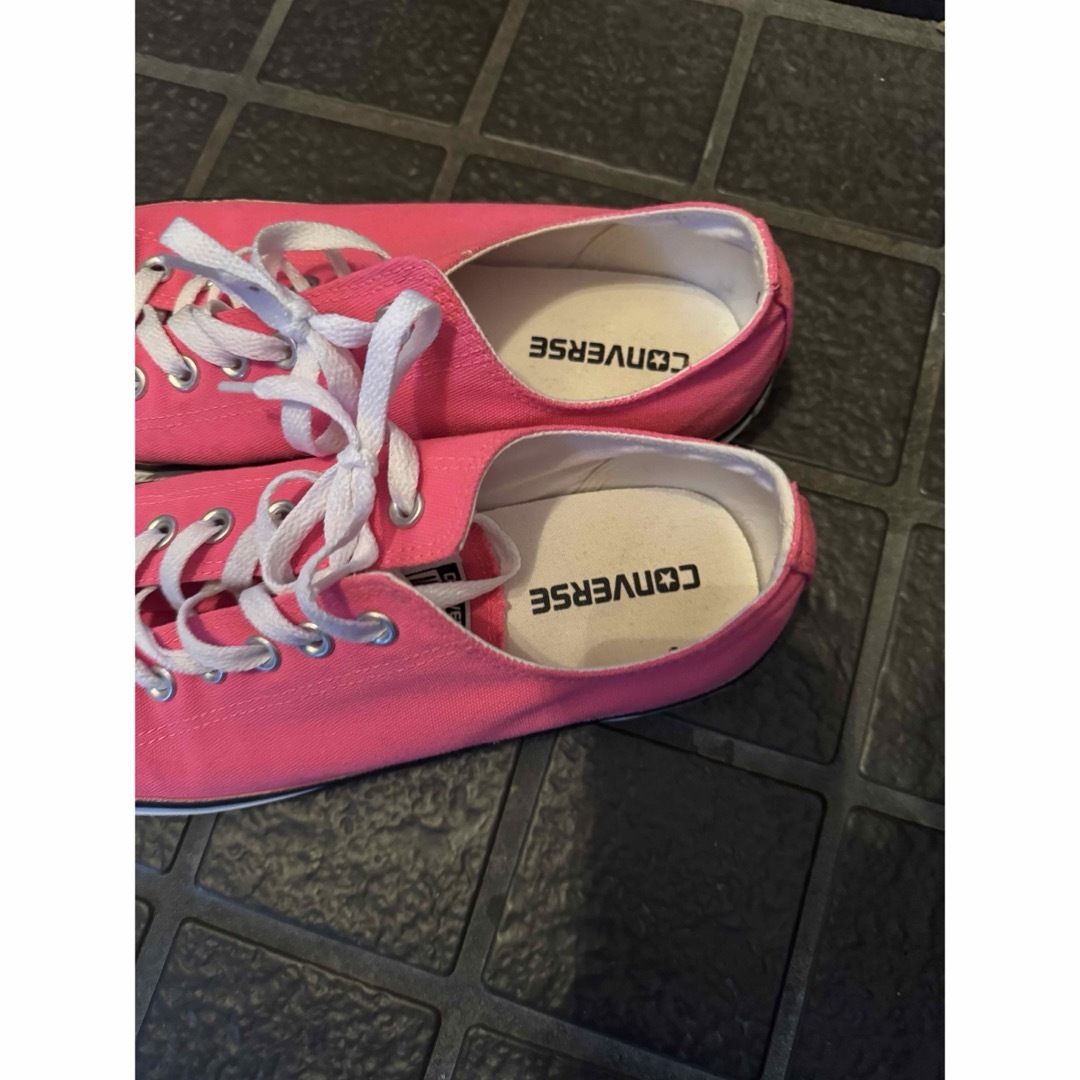 CONVERSE(コンバース)のコンバース ローカット 海外 29cm 蛍光ピンク スニーカー メンズの靴/シューズ(スニーカー)の商品写真