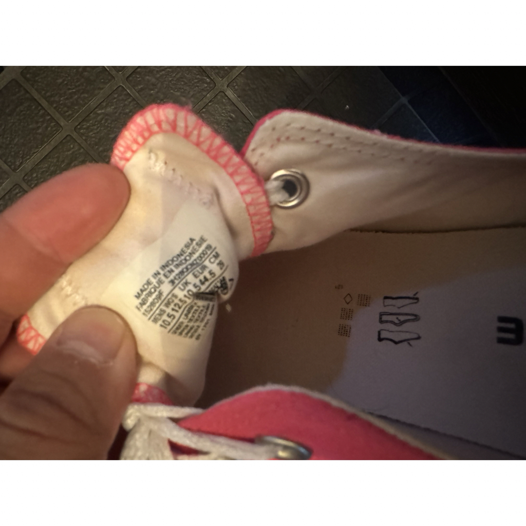 CONVERSE(コンバース)のコンバース ローカット 海外 29cm 蛍光ピンク スニーカー メンズの靴/シューズ(スニーカー)の商品写真
