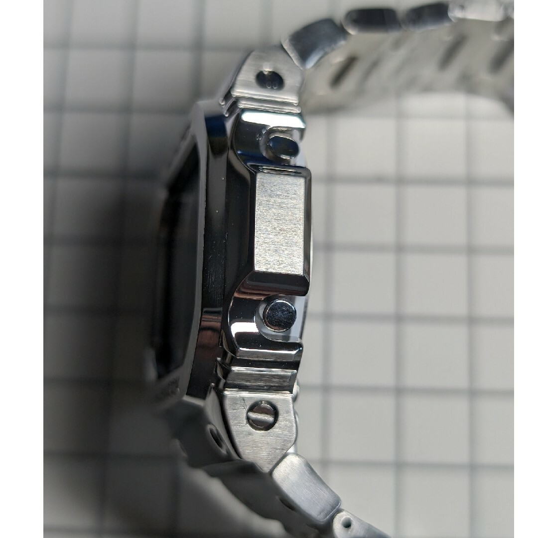 G-SHOCK(ジーショック)のG-SHOCK  GWM5610BW 電波ソーラー フルメタル メンズの時計(腕時計(デジタル))の商品写真