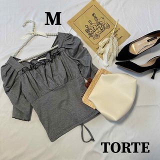 トルテ(TORTE)のTORTE トルテ バックレースアップ ギャザー パワショルカットソー 4d8(カットソー(半袖/袖なし))