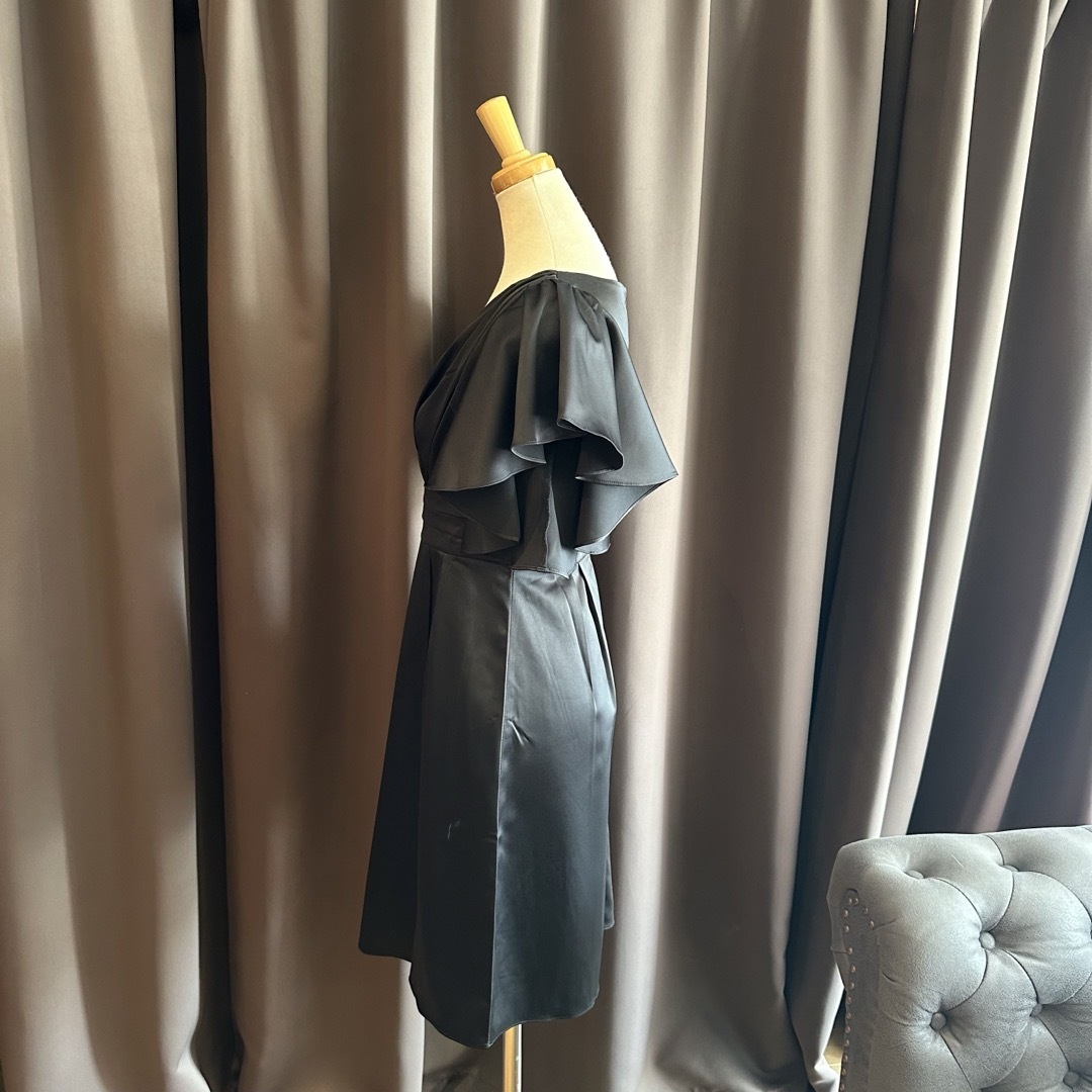 GIRL(ガール)のE1821新品 ゲストドレス S ブラック サテン フレア ワンピース フレア袖 レディースのフォーマル/ドレス(その他ドレス)の商品写真