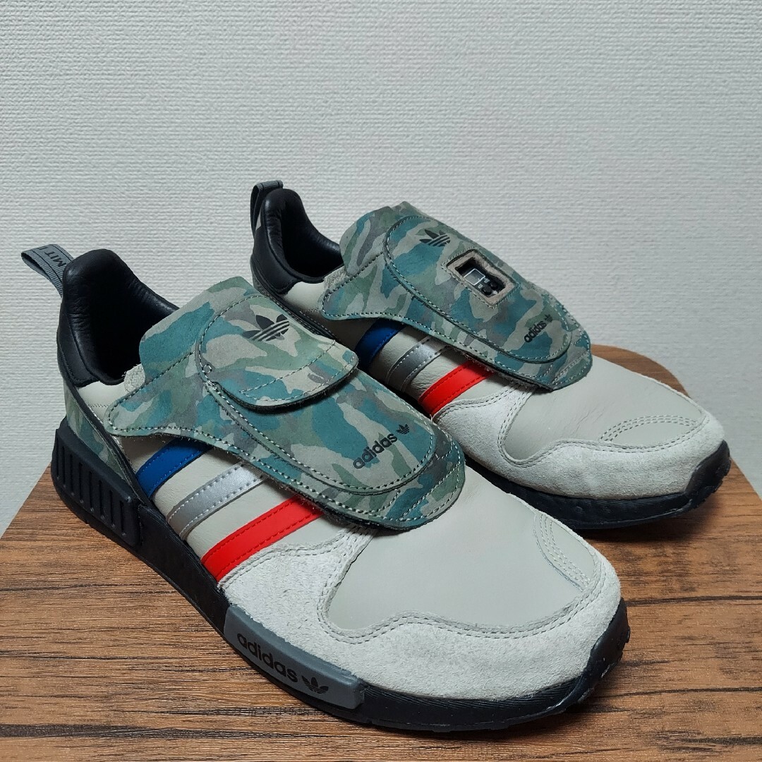 adidas(アディダス)のadidas アディダス マイクロペーサー R1　メンズ　28.5cm メンズの靴/シューズ(スニーカー)の商品写真