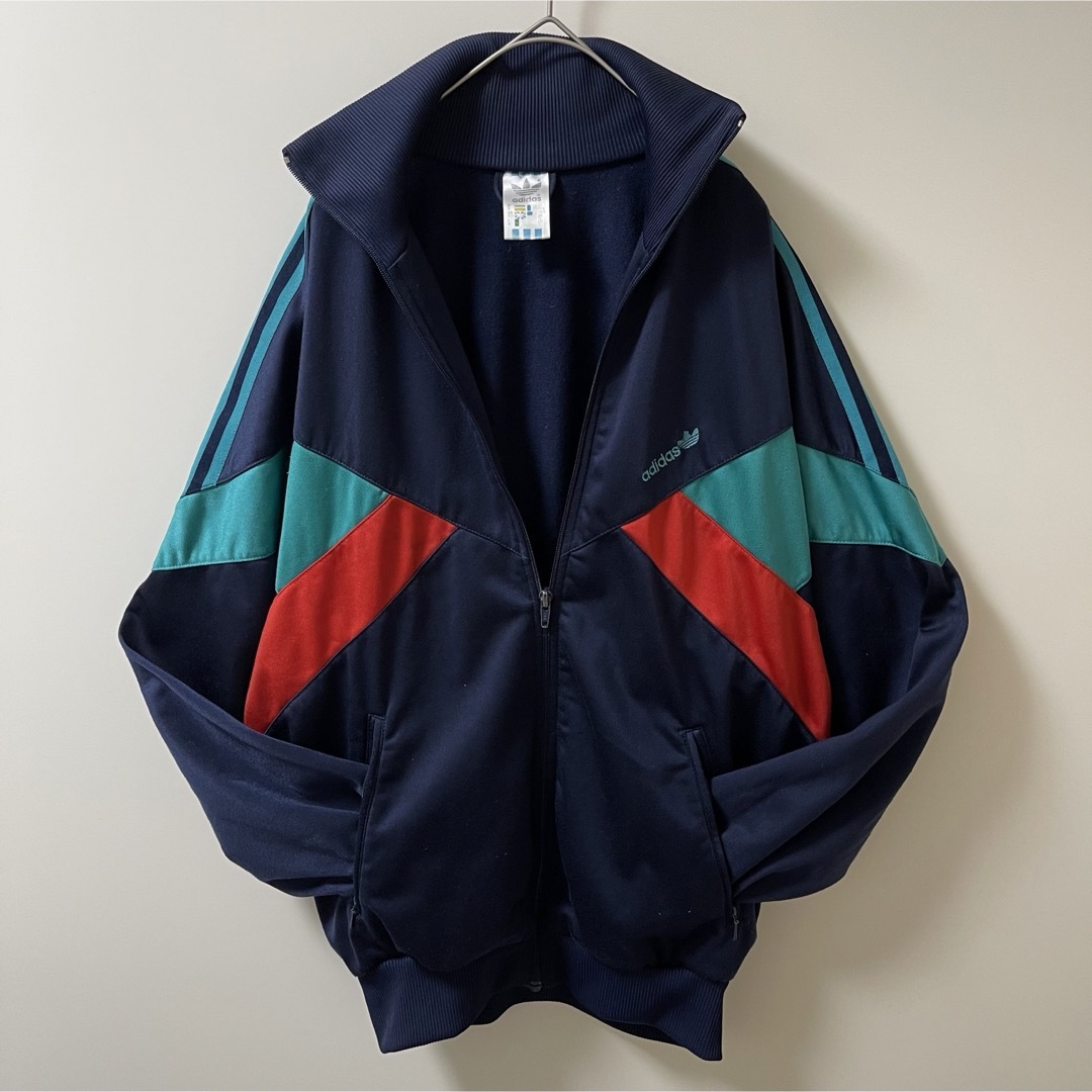 adidas - 90s】アディダス刺繍トラックジャケット古着ジャージ adidas - 90s】アディダス刺繍トラックジャケット古着ジャージ