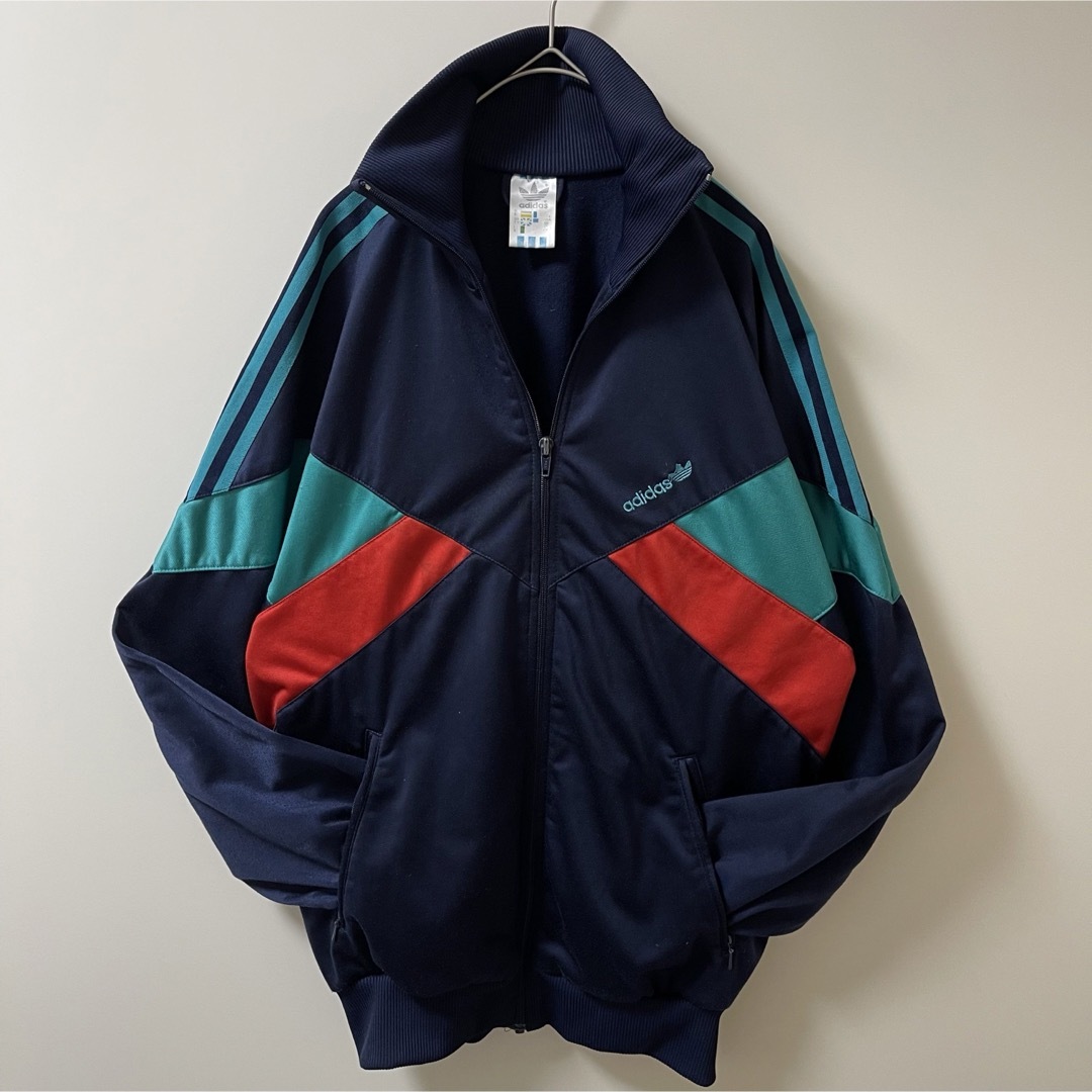 adidas - 90s】アディダス刺繍トラックジャケット古着ジャージ adidas - 90s】アディダス刺繍トラックジャケット古着ジャージ