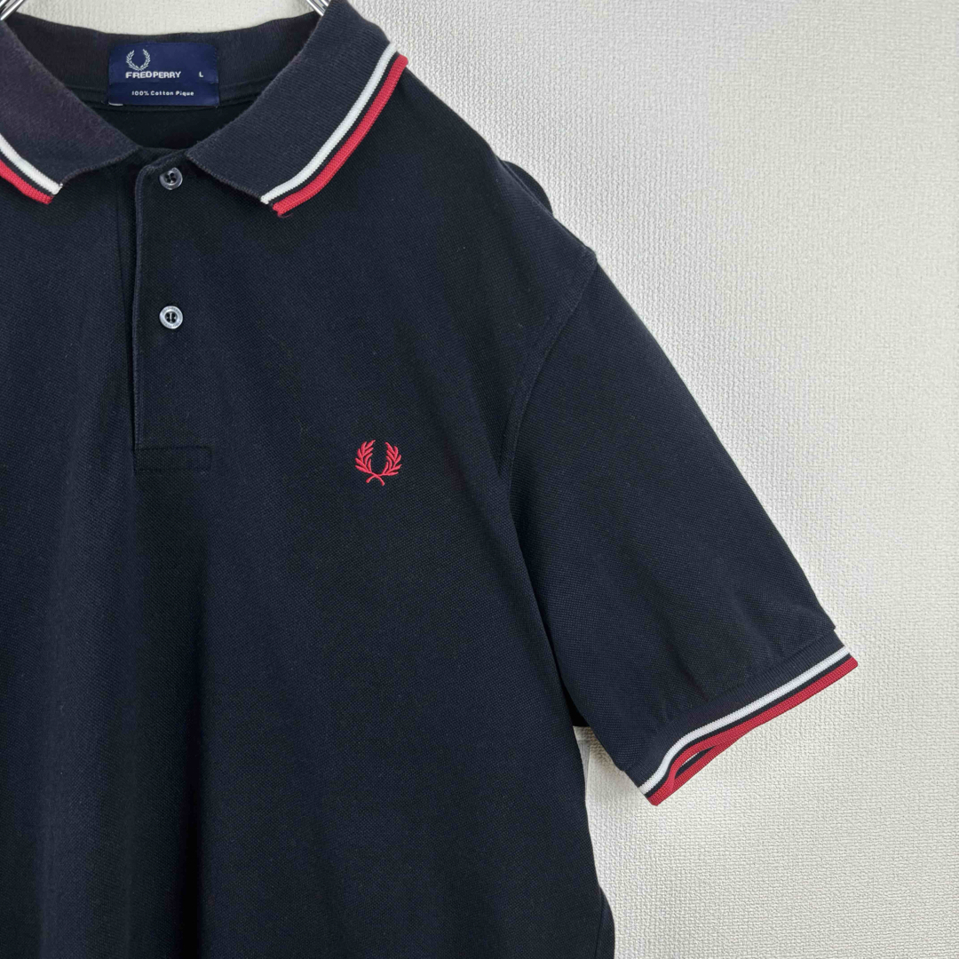 FRED PERRY(フレッドペリー)の人気　フレッドペリー　ポロシャツ　半袖　M12 L ネイビー　赤白　古着 メンズのトップス(ポロシャツ)の商品写真