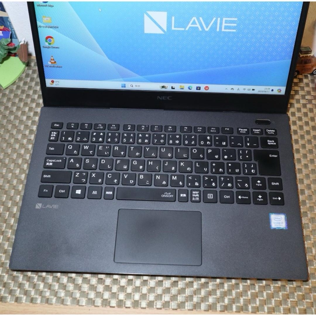 小型&超軽量Win11高性能8世代Corei7/SSD512/メ8/無線/カメラ 小型&超軽量Win11高性能8世代Corei7/SSD512/メ8/無線/カメラ