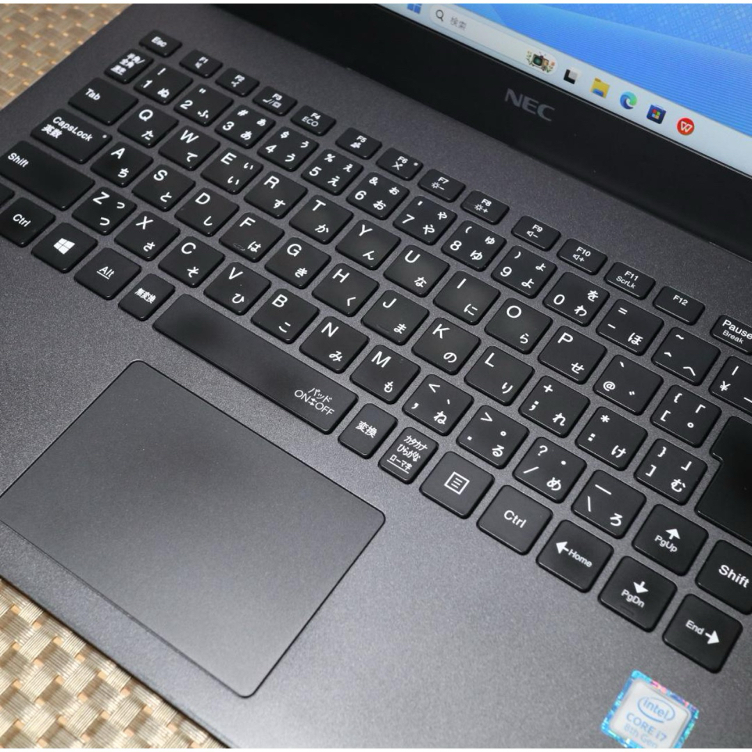 小型&超軽量Win11高性能8世代Corei7/SSD512/メ8/無線/カメラ 小型&超軽量Win11高性能8世代Corei7/SSD512/メ8/無線/カメラ