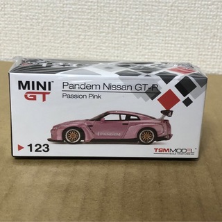 MINIGT ミニGT 123　パンデム ニッサン GT-R　パッション ピンク(ミニカー)