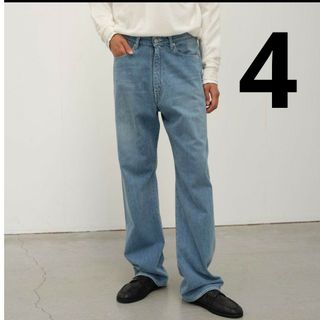 オーラリー(AURALEE)のAURALEE SELVEDGE FADED LIGHT DENIM PANTS(デニム/ジーンズ)