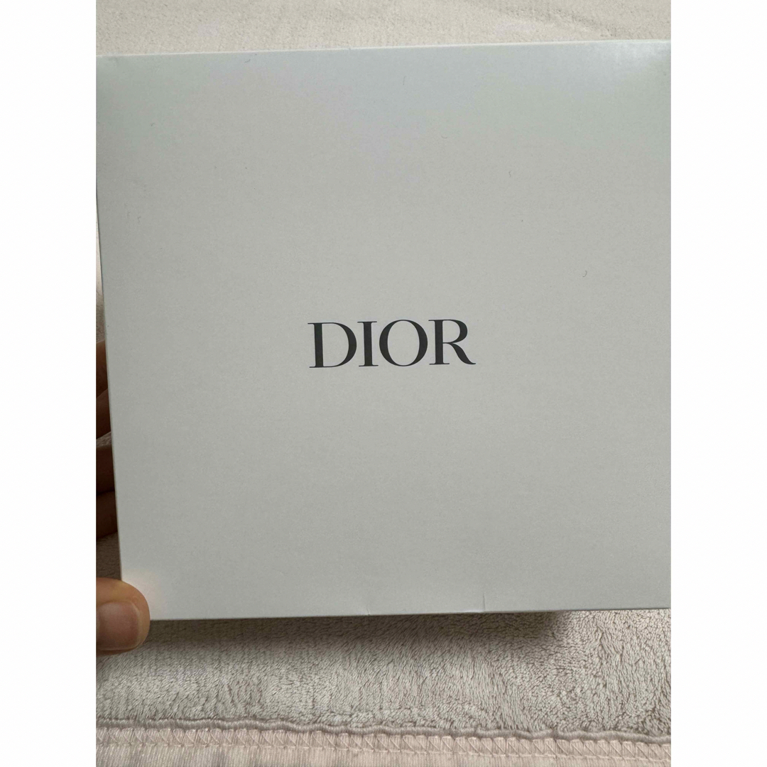 Dior(ディオール)の新品未使用！DIOR ノベルティ 鏡付き　ケース  レディースのファッション小物(ポーチ)の商品写真