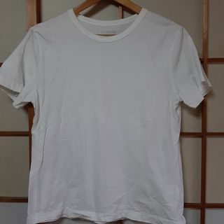 ジーユー(GU)のGU ホワイトTシャツL(Tシャツ(半袖/袖なし))