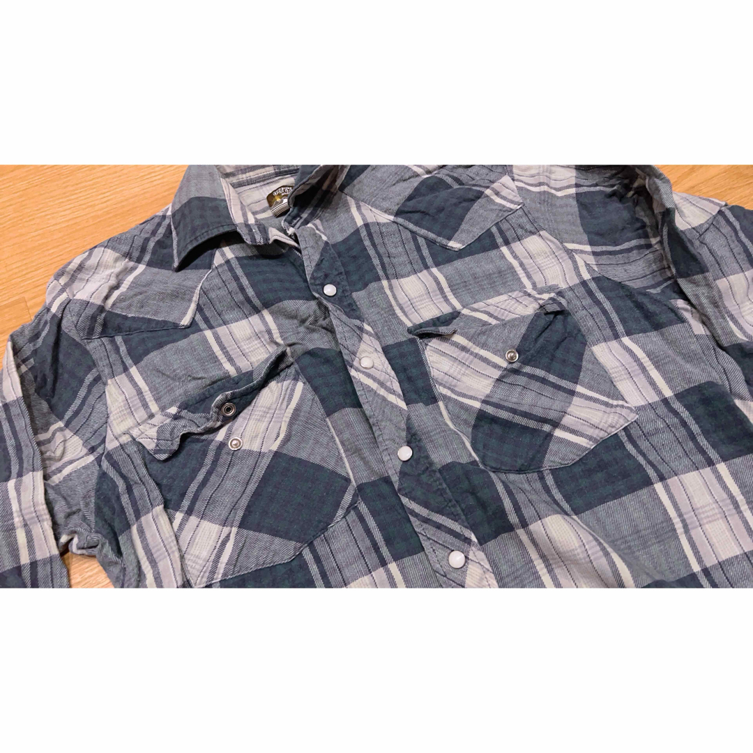 メンズ　LサイズレディースLサイズ　オールドチェックシャツオーバーサイズ　ブルー メンズのトップス(シャツ)の商品写真