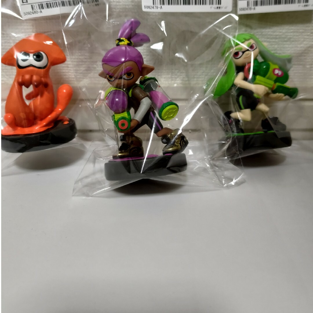 任天堂(ニンテンドウ)の☆中古・美品☆初期化済 amiibo ガール ボーイ イカ スプラトゥーン エンタメ/ホビーのゲームソフト/ゲーム機本体(その他)の商品写真