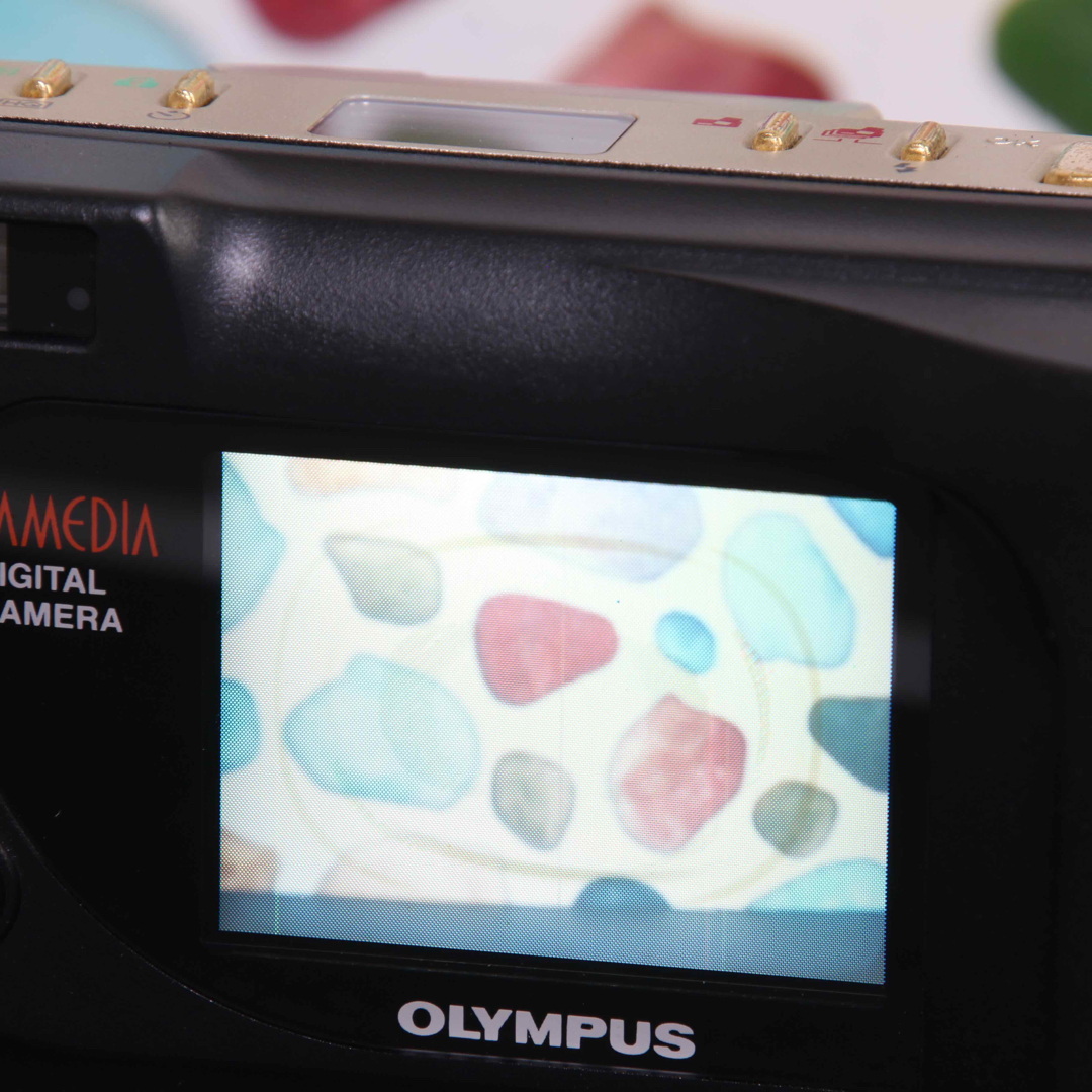 OLYMPUS(オリンパス)の♥︎◇OLYMPUS CAMEDIA C-840L ◇レトロデジカメ♪ スマホ/家電/カメラのカメラ(コンパクトデジタルカメラ)の商品写真