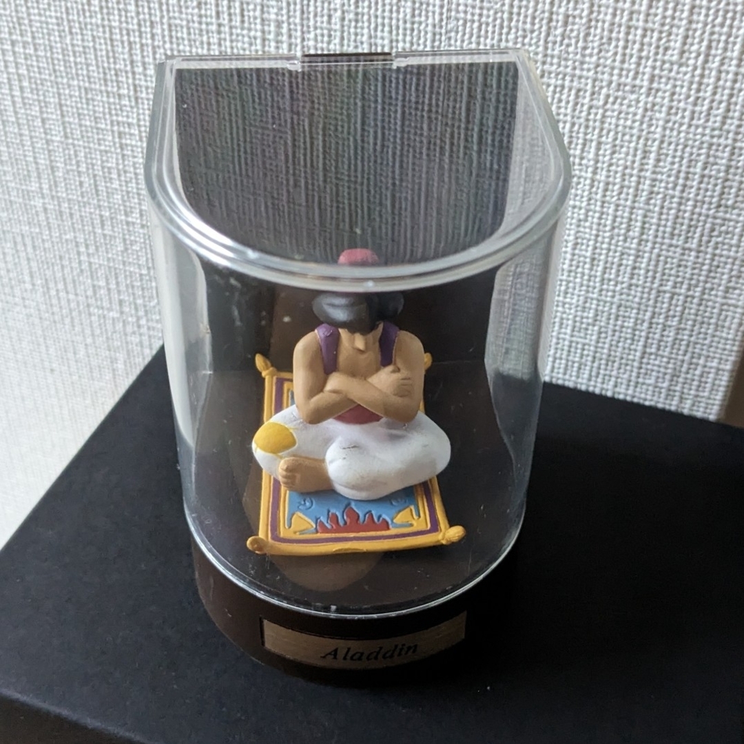 Disney(ディズニー)のアラジン (Aladdin) エンタメ/ホビーのおもちゃ/ぬいぐるみ(キャラクターグッズ)の商品写真