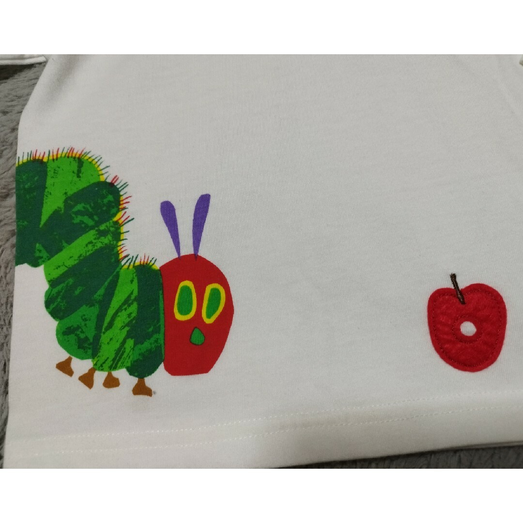 ERIC CARLE(エリックカール)の●　はらぺこあおむし　100 長袖Tシャツ キッズ/ベビー/マタニティのキッズ服男の子用(90cm~)(Tシャツ/カットソー)の商品写真