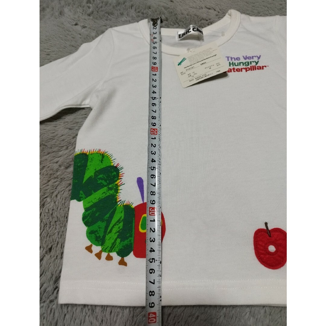 ERIC CARLE(エリックカール)の●　はらぺこあおむし　100 長袖Tシャツ キッズ/ベビー/マタニティのキッズ服男の子用(90cm~)(Tシャツ/カットソー)の商品写真