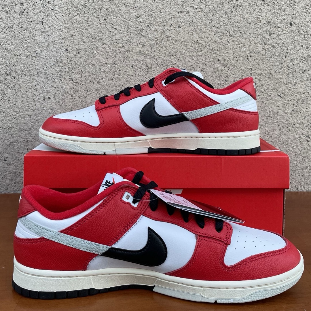 NIKE(ナイキ)の【極希少】Dunk Low Retro PRM "Chicago Split" メンズの靴/シューズ(スニーカー)の商品写真