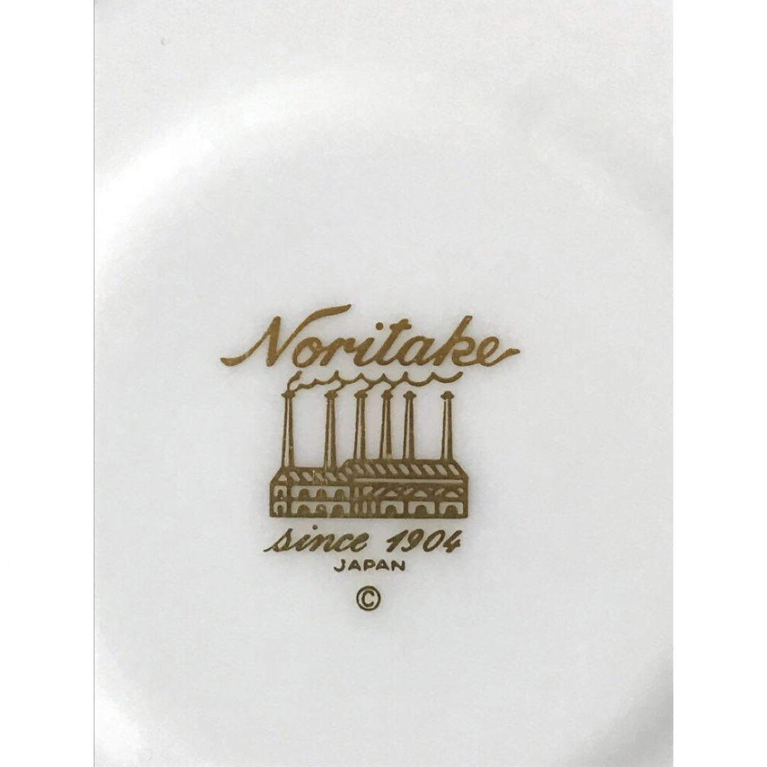 Noritake(ノリタケ)のノリタケ　ダイヤモンドコレクション　カップ&ソーサーペアセット　可愛い洋食器 インテリア/住まい/日用品のキッチン/食器(食器)の商品写真