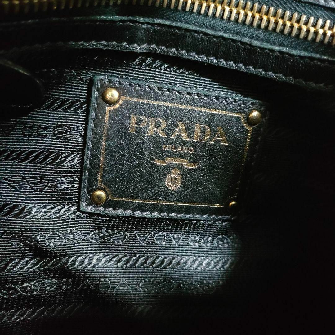 PRADA(プラダ)の極美品 プラダ ショルダーバッグ ハンド トート ヘビ柄 リボン 2WAY レディースのバッグ(ショルダーバッグ)の商品写真