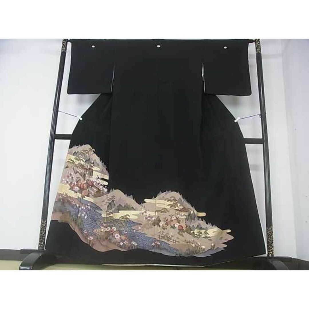 平和屋2■豪華黒留袖　風景草花文　金彩　逸品　DAAA4391ar レディースの水着/浴衣(着物)の商品写真