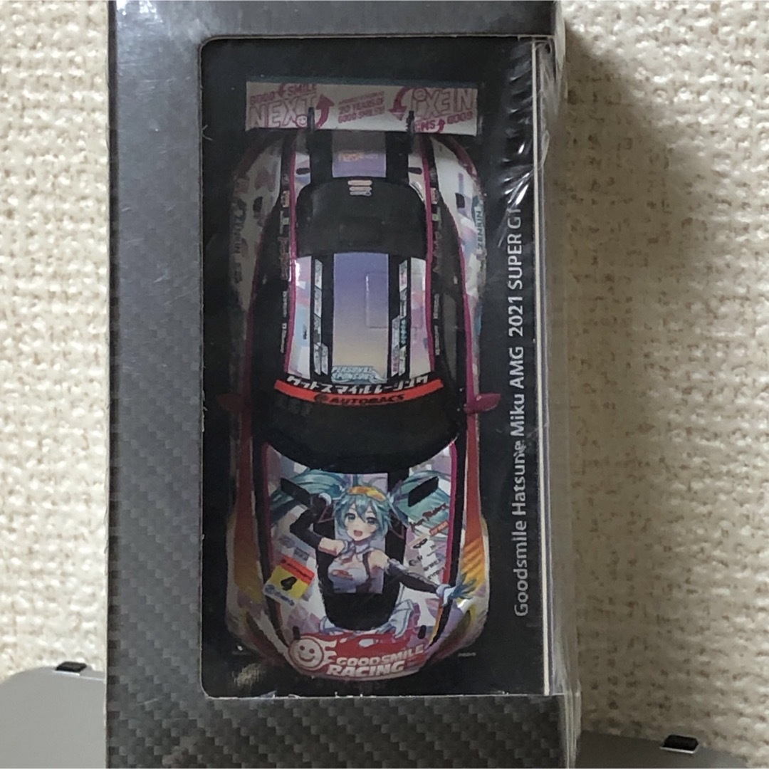 GOOD SMILE COMPANY(グッドスマイルカンパニー)のグッドスマイル レーシング　初音ミク　メルセデス AMG 2021 スーパーGT エンタメ/ホビーのおもちゃ/ぬいぐるみ(ミニカー)の商品写真