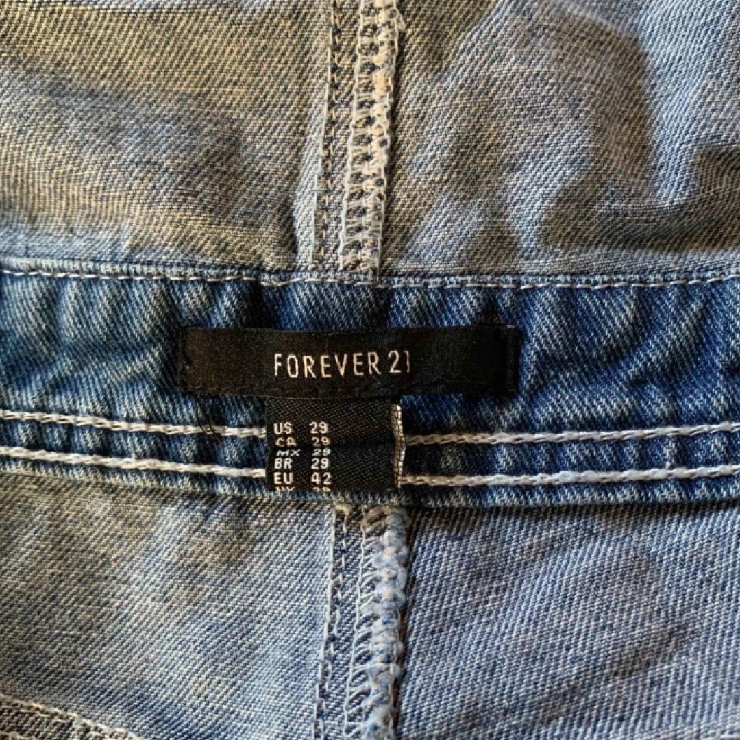 FOREVER 21(フォーエバートゥエンティーワン)のミニ　オーバーオール　Forever21 レディースのパンツ(サロペット/オーバーオール)の商品写真