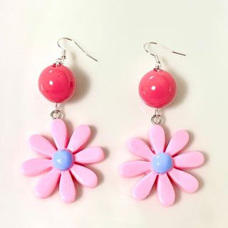 ピンク　花　丸　揺れる　かわいい　大ぶり　ピアス(ピアス)