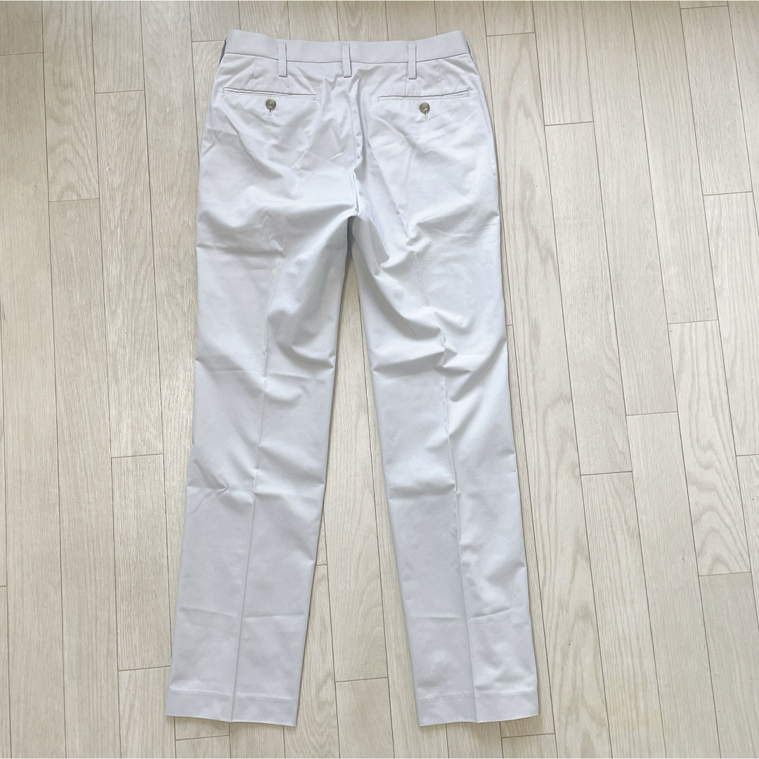 UNIQLO スリム スラックス オフホワイト W73 L76 メンズのパンツ(スラックス)の商品写真