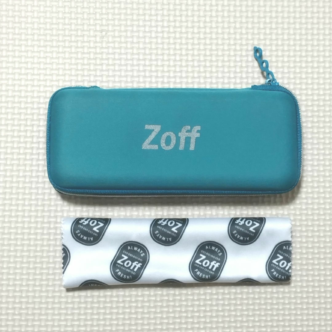 Zoff(ゾフ)の【美品】zoff　ゾフ　メガネケース　メガネ拭き　小物入れ レディースのファッション小物(サングラス/メガネ)の商品写真