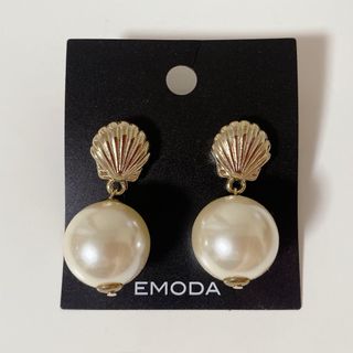 エモダ(EMODA)の【新品未使用】EMODA ピアス(ピアス)