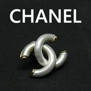 シャネル(CHANEL)のシャネル ココマーク A17P 片耳のみ ピアス シルバー系 3303(ピアス)