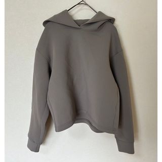 ユニクロ(UNIQLO)のユニクロ　ウルトラストレッチドライスウェットプルパーカ（長袖）　グレー　XS(パーカー)