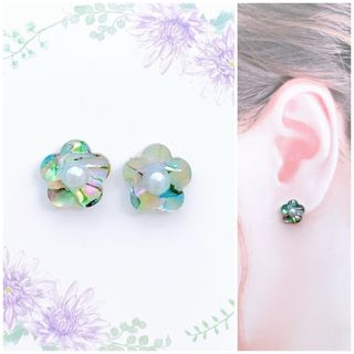 マーブルグリーン11mmお花ピアス/イヤリング(ピアス)