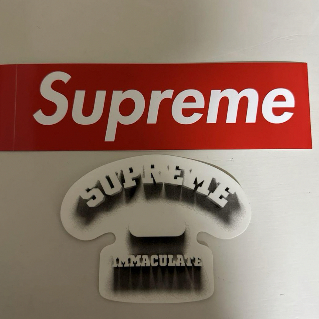 Supreme(シュプリーム)のシュプリーム　ステッカー　大特価！ スポーツ/アウトドアのスポーツ/アウトドア その他(スケートボード)の商品写真